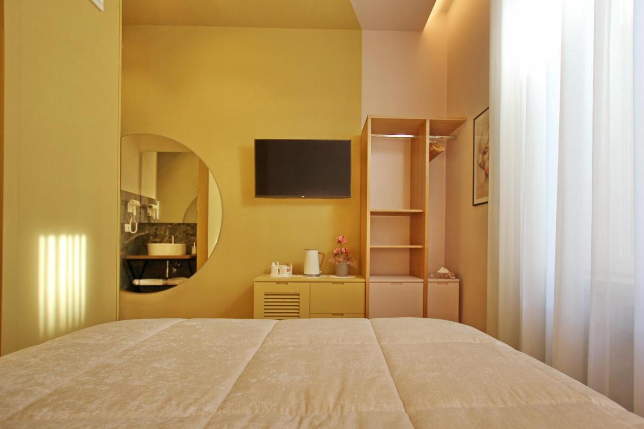 Dreaming Rome Suites ภายนอก รูปภาพ